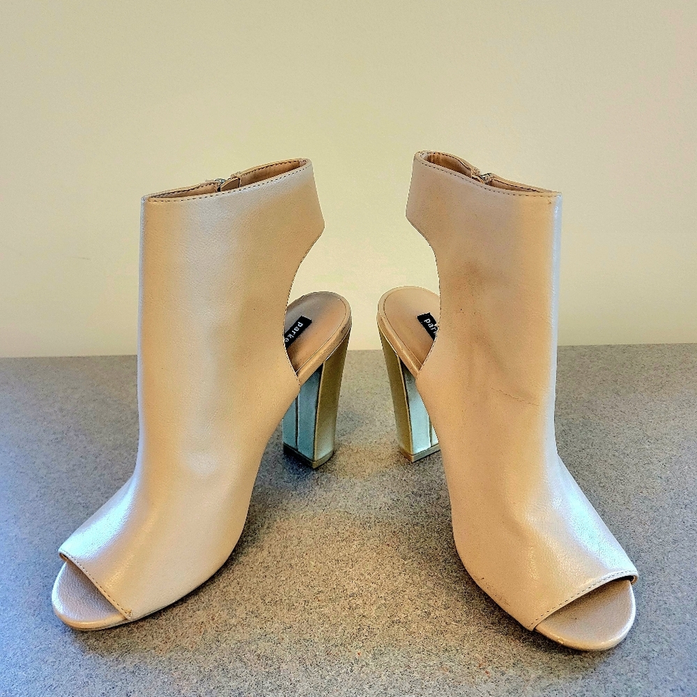 Parker And Sky Cream Open Toe Boots